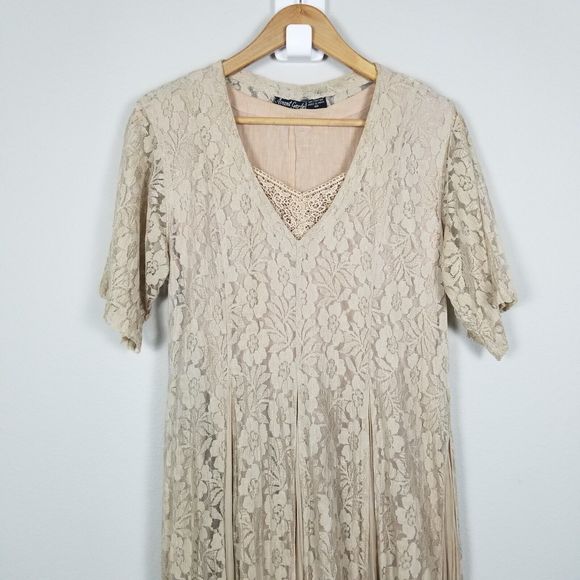 Avant Garde VTG 80s Bohemian Cottage Floral Lace Beige Flowy Rayon Dress Size M - Picture 10 of 16